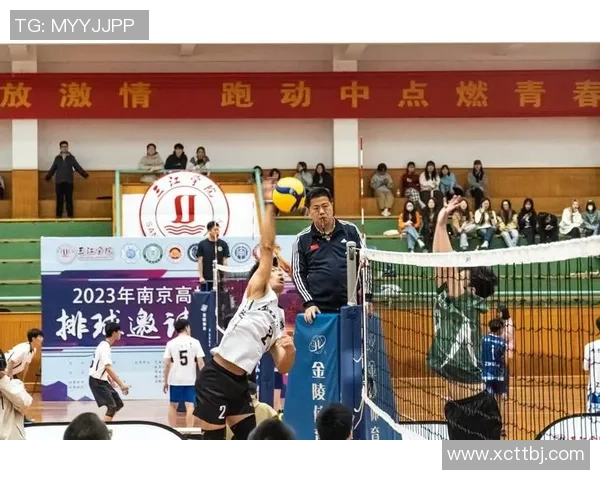 南京排球队的默契配合揭秘：团队精神与技术的完美结合